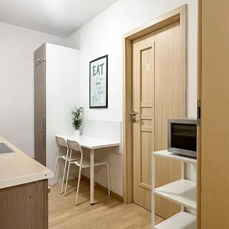 호스텔 Shape&color Premium *