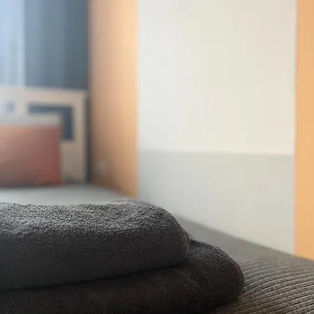 Shape&color Premium Hostel