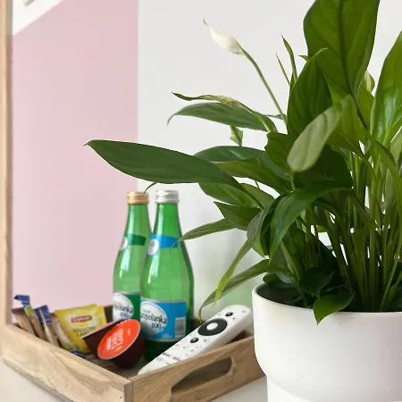 Hostel Shape&color Premium Βαρσοβία