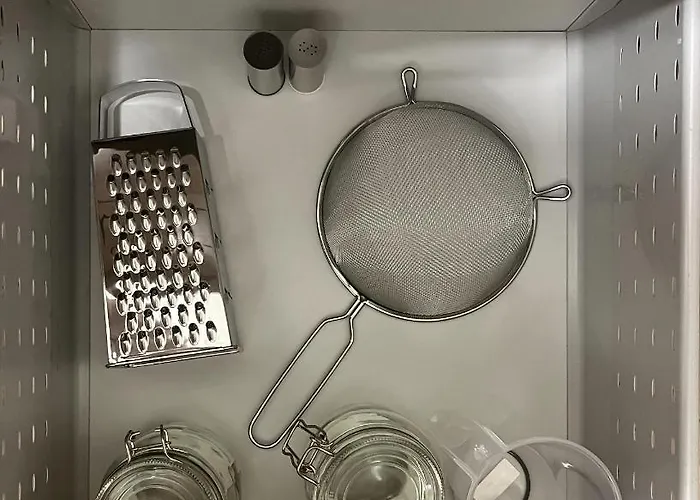 Shape&color Premium Hostel