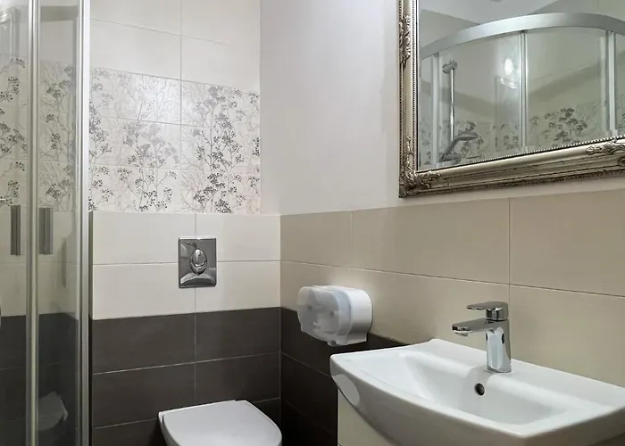 Shape&color Premium Hostel