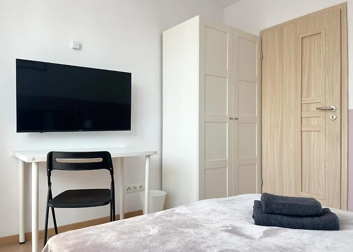 Hostel Shape&color Premium *